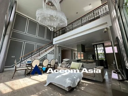 picture 🔼🔽 AccomA 📩  Grand Modern-Classic Home with Double-Height Ceiling (AA34999) - 1/18