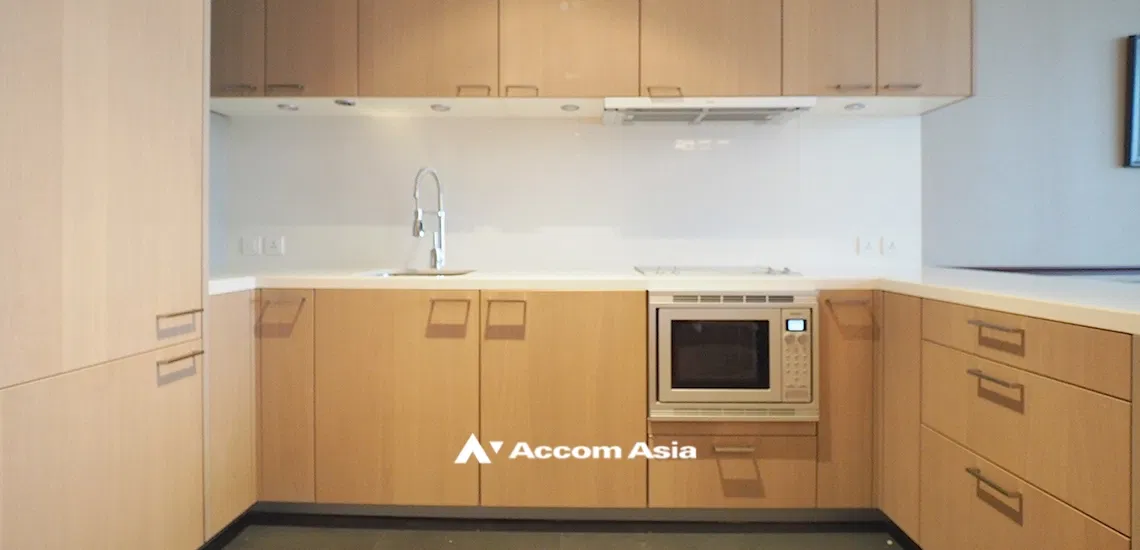 รูป 🔼🔽 AccomA 📩 Vintage-style condo in Sathorn with city view and separate kitchen (AA22681) - รูปที่ 9/20