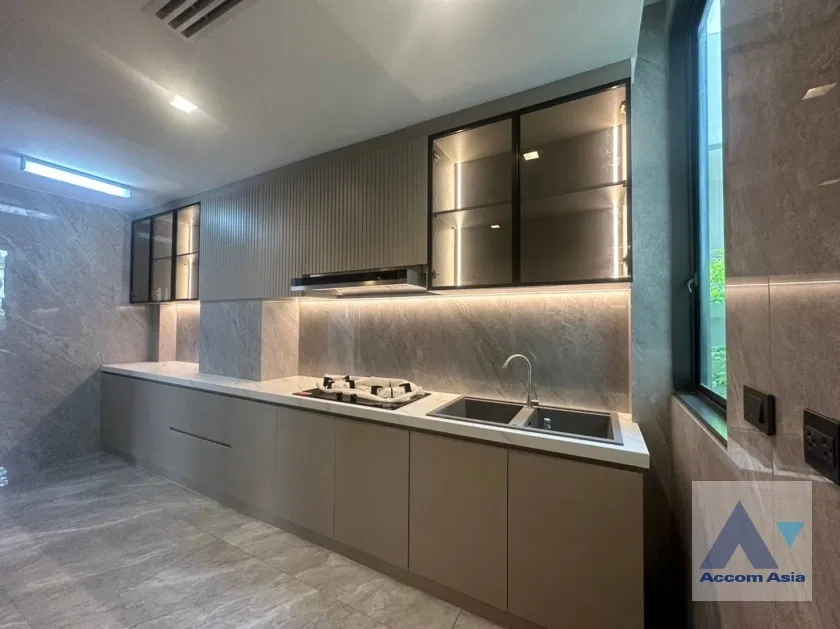 picture 🔼🔽 AccomA 📩 Luxury Home with Natural Views & Privacy (AA35408) - 8/20