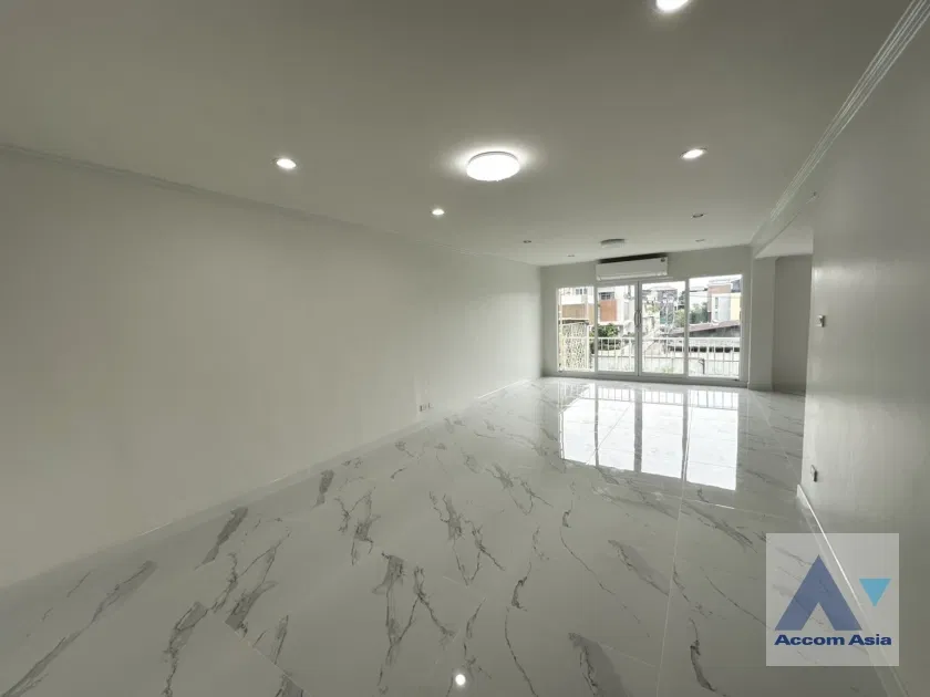 รูป 🔼🔽 AccomA 📩  4 BR Townhouse @Yenakart Residence (AA43570) - รูปที่ 15/20