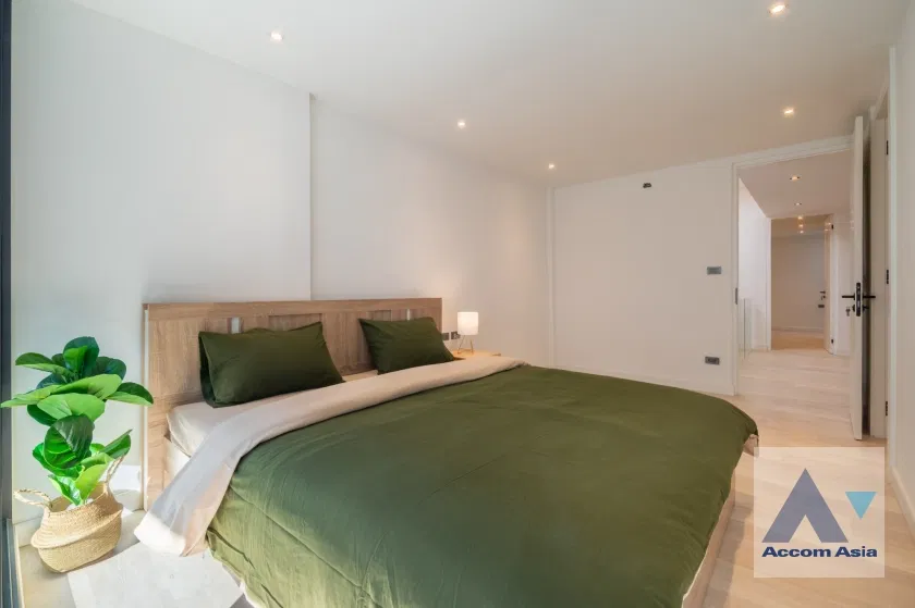 picture 🔼🔽 AccomA 📩  2 BR Townhouse in Phra Khanong Nuea (AA40104) - 8/13