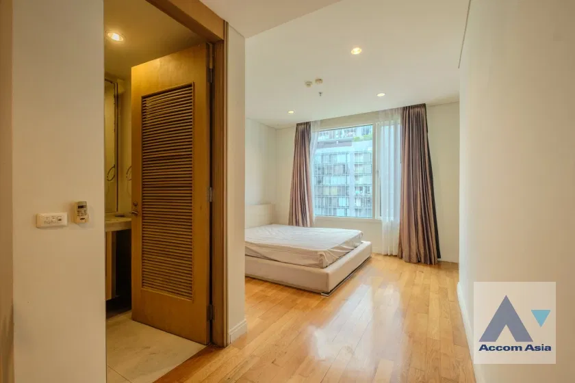 picture 🔼🔽 AccomA 📩  4 BR Condominium @Royal Saladaeng (AA30099) - 7/20
