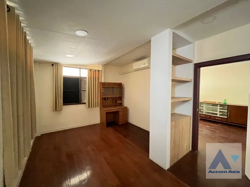 picture 🔼🔽 AccomA 📩 Pet friendly 4 BR House in Phaya Thai (AA40561) - 15/20