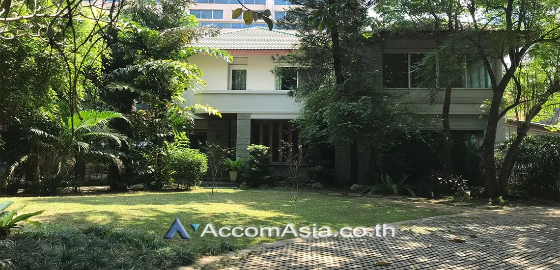 picture 🔼🔽 AccomA 📩 Detached house with warm interiors and private yard in Phaholyothin (AA30003) - 12/12