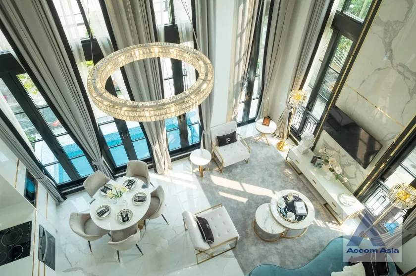 รูป 🔼🔽 AccomA 📩  Grand Modern Residence with Lofty Ambience (AA29882) - รูปที่ 2/20