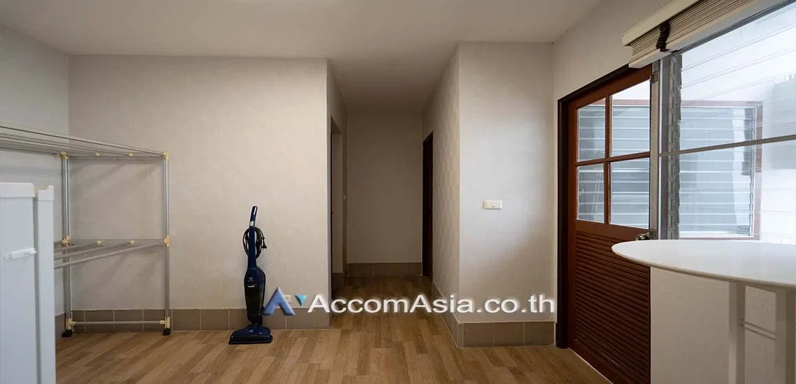 picture 🔼🔽 AccomA 📩 Newly renovated warm-tone condominium near Emporium and public park (20880) - 16/16