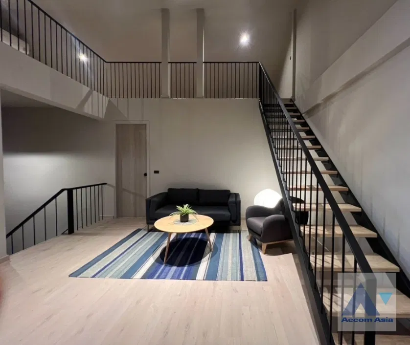 picture 🔼🔽 AccomA 📩  4 BR House in Phra Khanong Nuea (AA44002) - 8/16