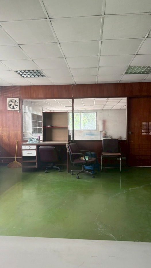 รูป ให้ เช่าโกดัง สำนักงาน ติดถนนอุดมสุข (สุขุมวิท 103)  2-3-50 ไร่ พร้อมดำเนินกิจการต่อได้เลย - รูปที่ 4/12