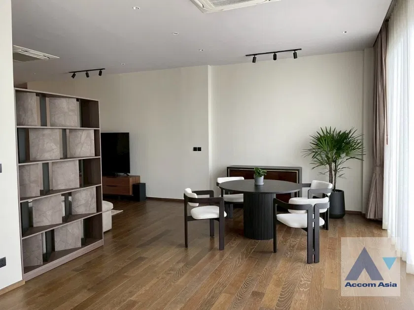 รูป 🔼🔽 AccomA 📩  Bright Elegant Home with Garden Corner (AA43834) - รูปที่ 3/18