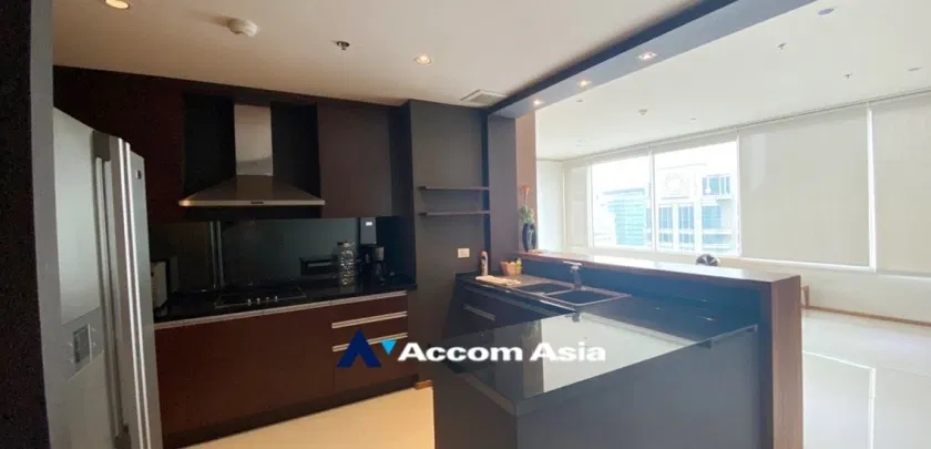รูป 🔼🔽 AccomA 📩  Well-lit condominium with wood accents and panoramic windows in Sathorn (AA19577) - รูปที่ 7/18
