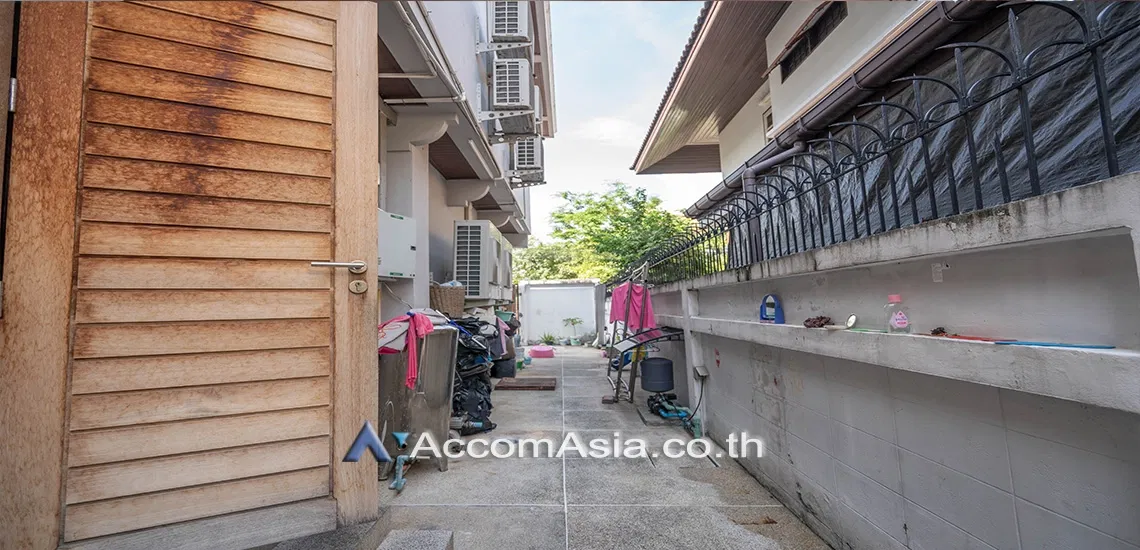 รูป 🔼🔽 AccomA 📩  Elegant Modern-European Home with Entertaining Space  (1720910) - รูปที่ 17/17