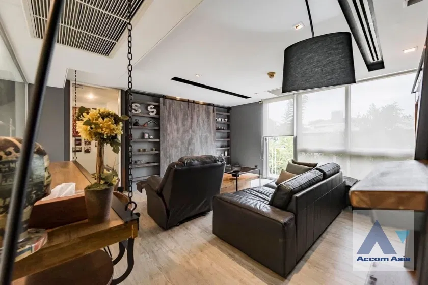 รูป 🔼🔽 AccomA 📩 Peaceful townhouse in central Sukhumvit, Yannawa area, with lush garden (AA27252) - รูปที่ 8/12