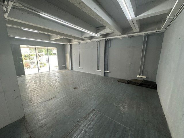 picture FOR RENT  OFFICE PROPERTY  40000 BAHT per MONTH - 2/8