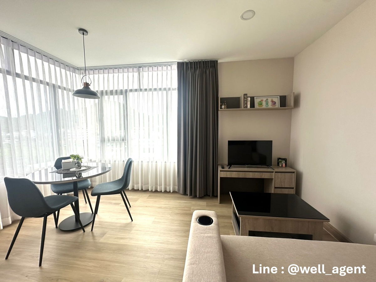 รูป For Rent | ดิ อินดี๊ด คอนโด เออร์เบิน ศรีราชา  📞 Call: 064-242-6068  🌊 เฟอร์ครบ | ห้องสวย | มีเครื่องซักผ้า - รูปที่ 1/12