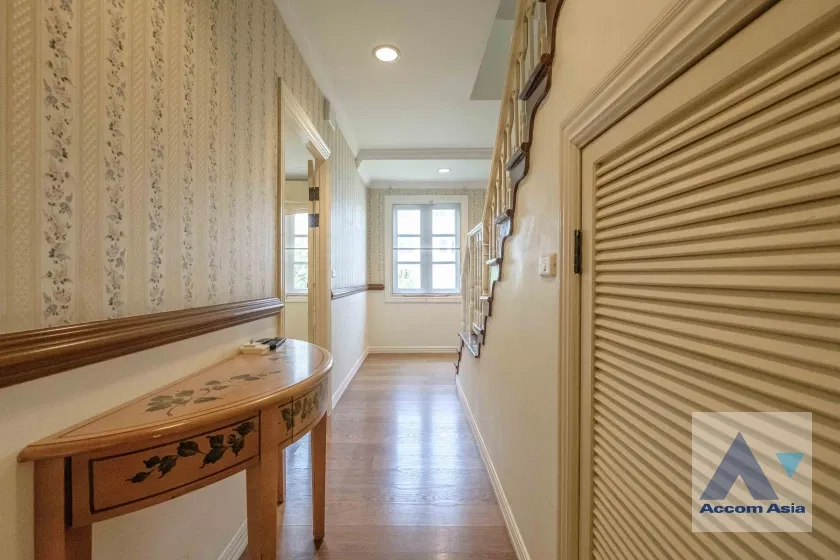 picture 🔼🔽 AccomA 📩  4 BR Townhouse @Fantasia Villa 2 (AA21035) - 12/20