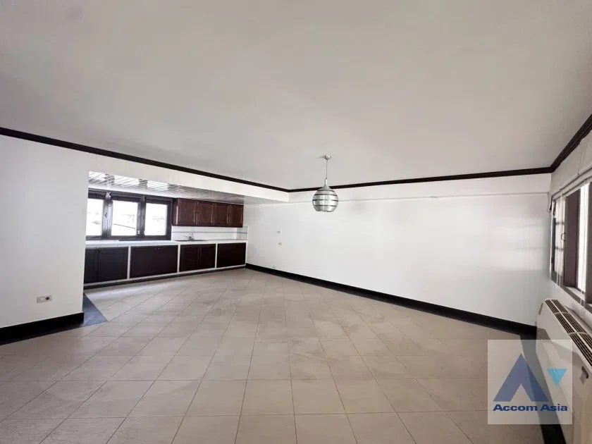 รูป 🔼🔽 AccomA 📩 An Adorable Charming Semi-Detached House set in a private and secured compound (2317188) - รูปที่ 4/20