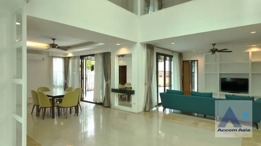 picture 🔼🔽 AccomA 📩 Modern 3-storey house with natural light and private garden in Sukhumvit  - 8/20