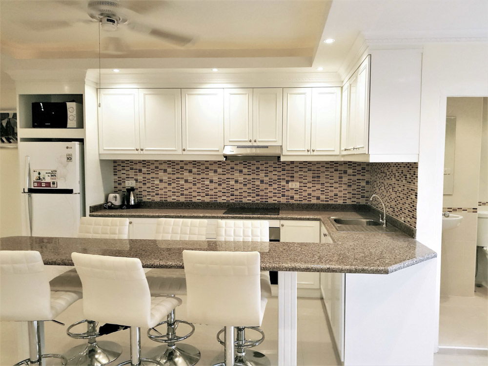 picture 2 Bedrooms Condominium @ Rungfa Condominium - 10/27