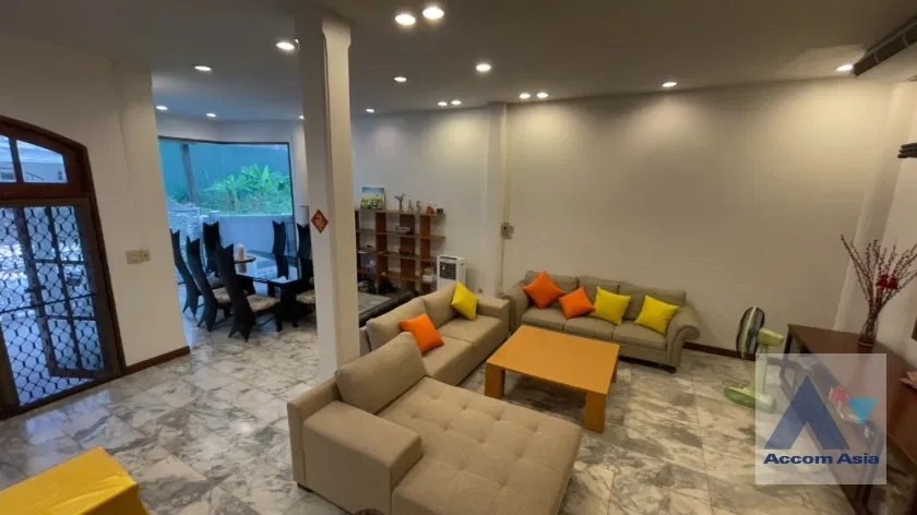 picture 🔼🔽 AccomA 📩  4 BR House @Ekkamai Villas (AA36656) - 1/14