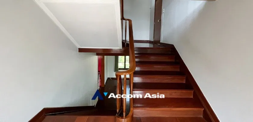 picture 🔼🔽 AccomA 📩  3 BR House @Peaceful Compound (97421) - 19/20