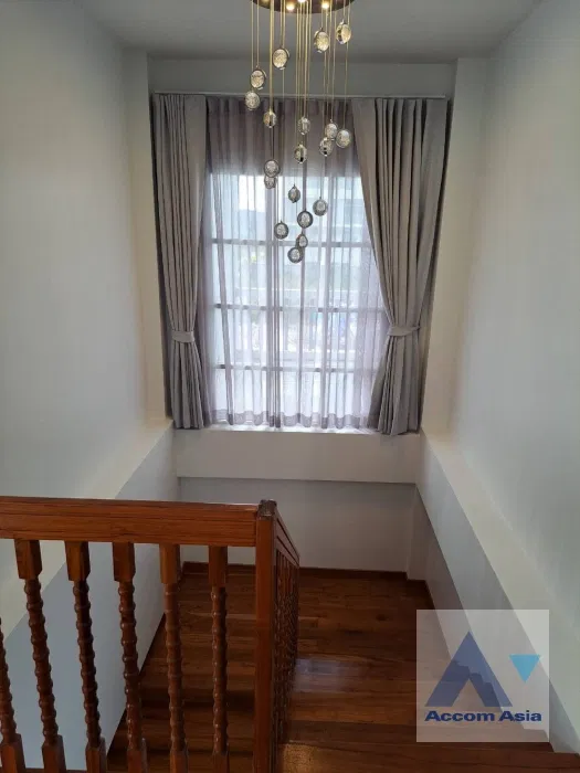 รูป 🔼🔽 AccomA 📩  4 BR House in Dokmai (AA40443) - รูปที่ 9/20