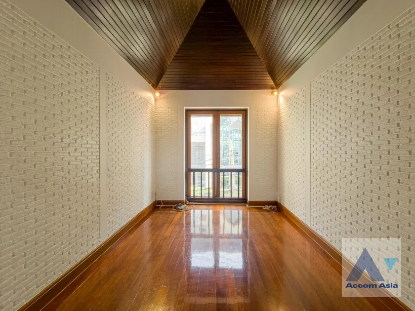 picture 🔼🔽 AccomA 📩 Unique traditional Thai House For rent, near BTS Phrom Phong (AA21645) - 18/20