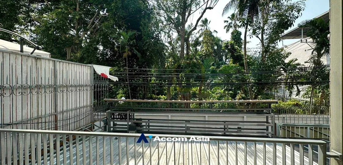 picture 🔼🔽 AccomA 📩 Home Office 4 BR Townhouse in Klong Tan (AA33995) - 7/20