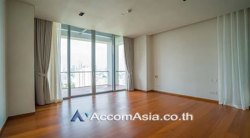 รูป 🔼🔽 AccomA 📩  Contemporary condominium with full-height windows and open space in Sathorn (AA27661) - รูปที่ 6/18
