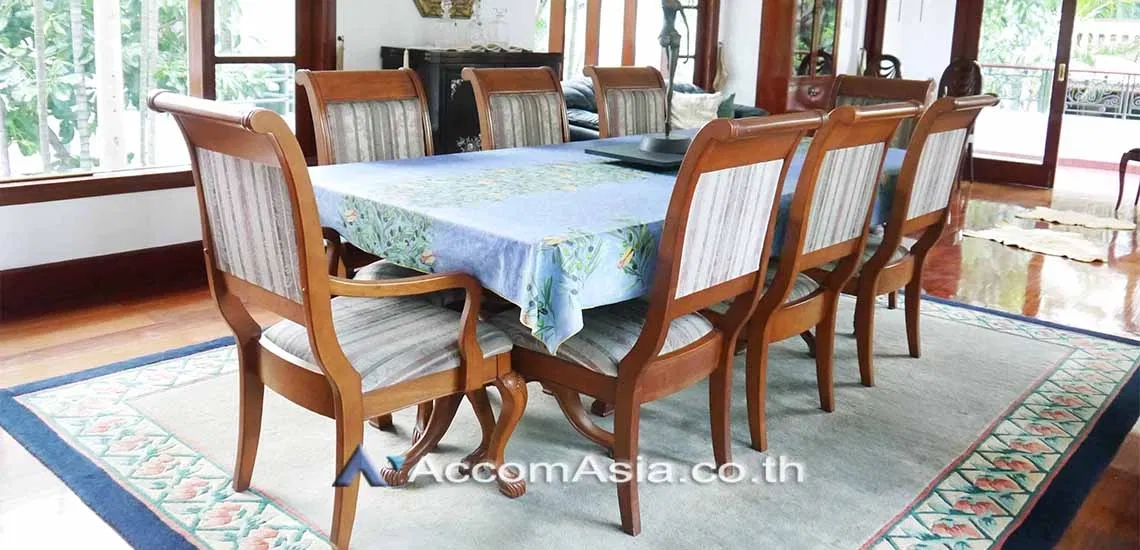 รูป 🔼🔽 AccomA 📩  Elegant European-Style Home with Central Spiral Staircase (AA22749) - รูปที่ 7/20