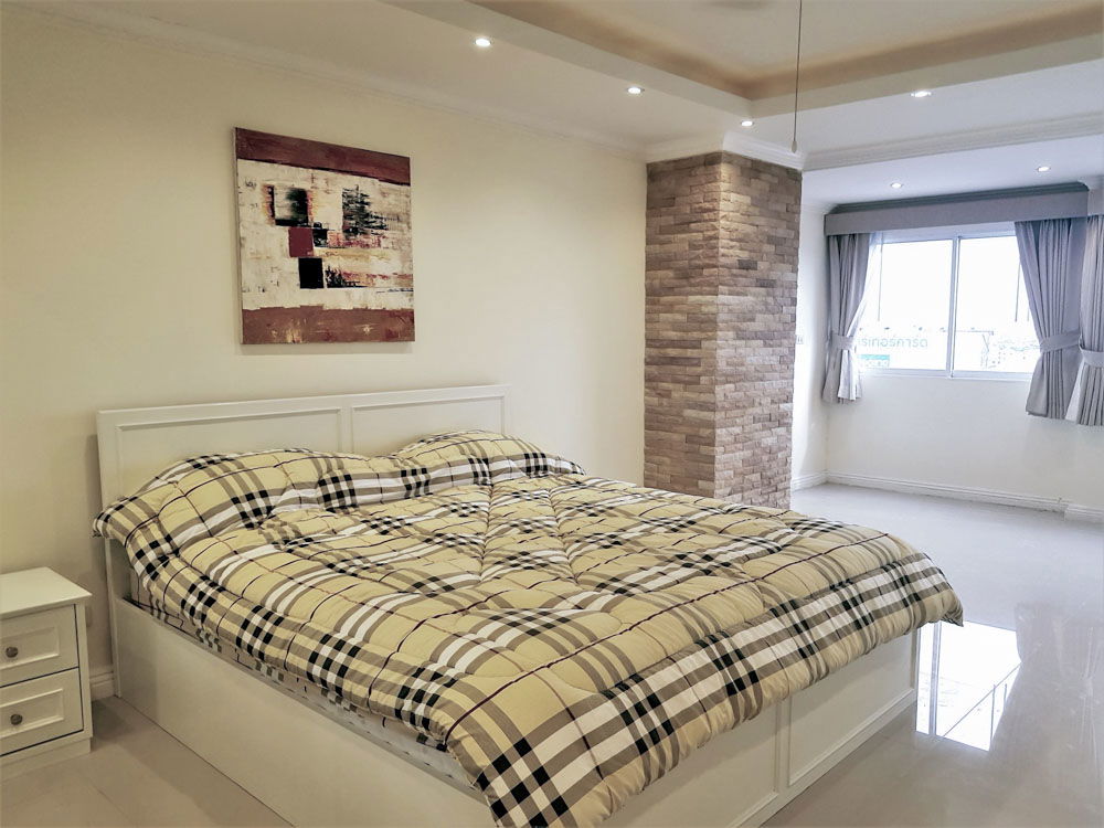 picture 2 Bedrooms Condominium @ Rungfa Condominium - 25/27