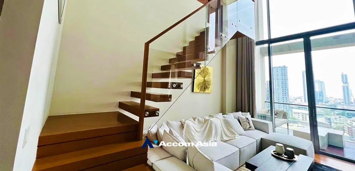 รูป 🔼🔽 AccomA 📩  Stylish condominium with full-width windows and built-in décor in Sathorn (AA34862) - รูปที่ 4/17