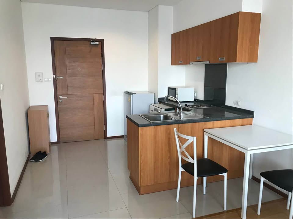 รูป ให้เช่าคอนโด Villa Sathorn Condominium ใกล้ BTS กรุงธนบุรี 17,000 บาท รหัสทรัพย์: RS1636 - รูปที่ 1/6