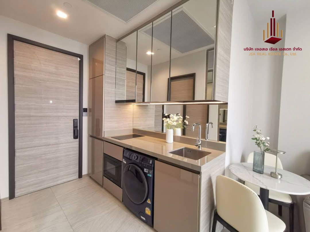 picture  For Rent: The Crest Park Residences Condo ✨ 💰 Only  32,500  THB/month - 4/5