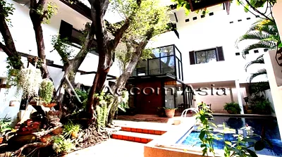 Houses for rent BTS Thong Lo (Thong Lor) : 🔼🔽 AccomA 📩 Private Swimming Pool 4 BR House in Khlong Ton Nuea (59544)