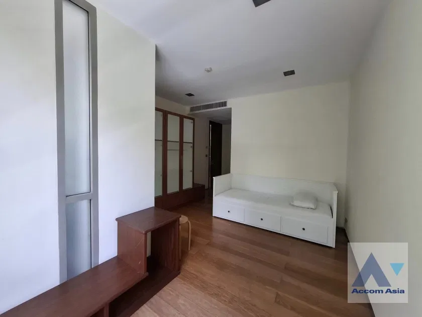picture 🔼🔽 AccomA 📩 Ficus Lane Condominium - 10/14
