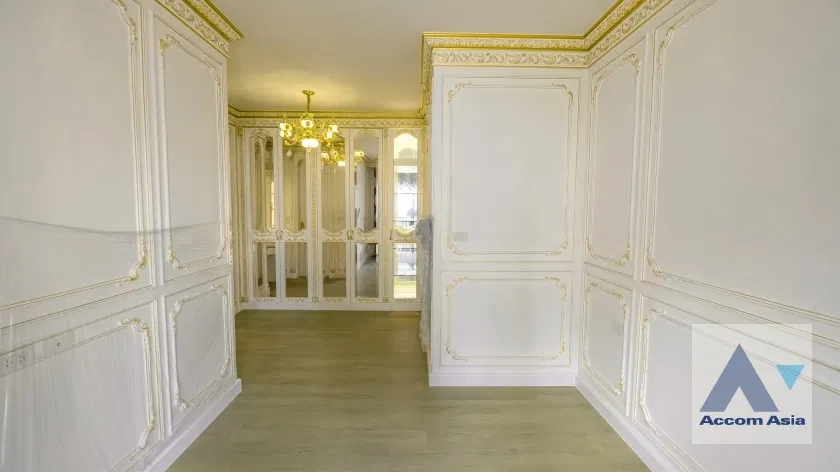 picture 🔼🔽 AccomA 📩  European Classic-Style Luxury Home (AA35121) - 15/20
