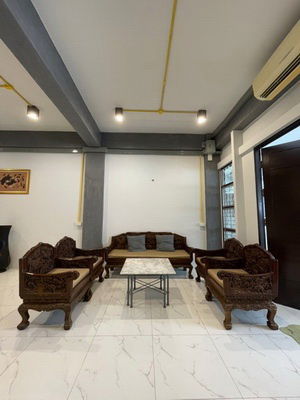 รูป [ให้เช่า] ทาวน์เฮ้าส์ 3 ชั้น ถนนบรมราชชนนี / 4 ห้องนอน 3 ห้องน้ำ / 26 ตรว. 200 ตรม. **40,000** ทาวน์เฮ้าส์ 3 ชั้นใจกลางปิ่นเกล้า ใกล้เซนทรัลปิ่นเกล้า - รูปที่ 2/15