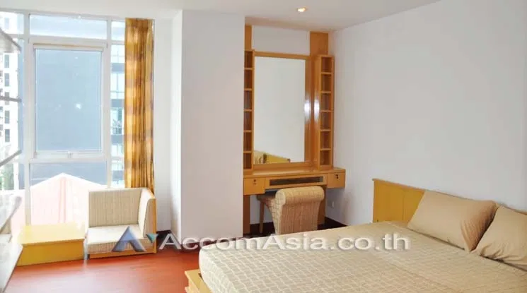 picture 🔼🔽 AccomA 📩  Corner Unit Low-Rise Condo for Sale – 2 Bedrooms at Urbana Sukhumvit 15 (AA10433) - 10/13