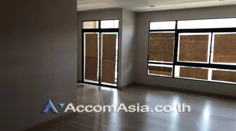 🔼🔽 AccomA 📩  3 BR House in Bang Khlo (AA24751)