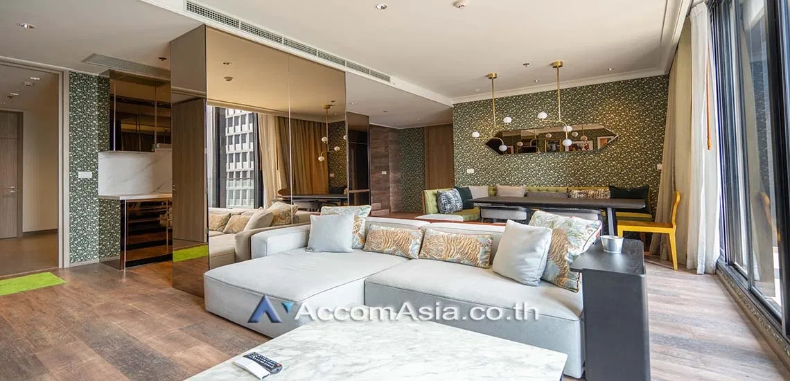 รูป 🔼🔽 AccomA 📩 Duplex Condo,Fully Furnished 3 BR Condominium @Noble Ploenchit (AA25140) - รูปที่ 1/14