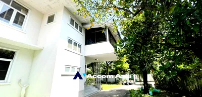 เช่าบ้านเดี่ยว ถนนสีลม : 🔼🔽 AccomA 📩  3 BR House @Peaceful Compound (97421)