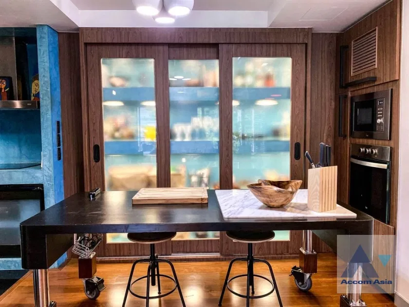 picture 🔼🔽 AccomA 📩  Modern home with bright blue interiors at Urbana Sukhumvit 15 (AA39741) - 6/20