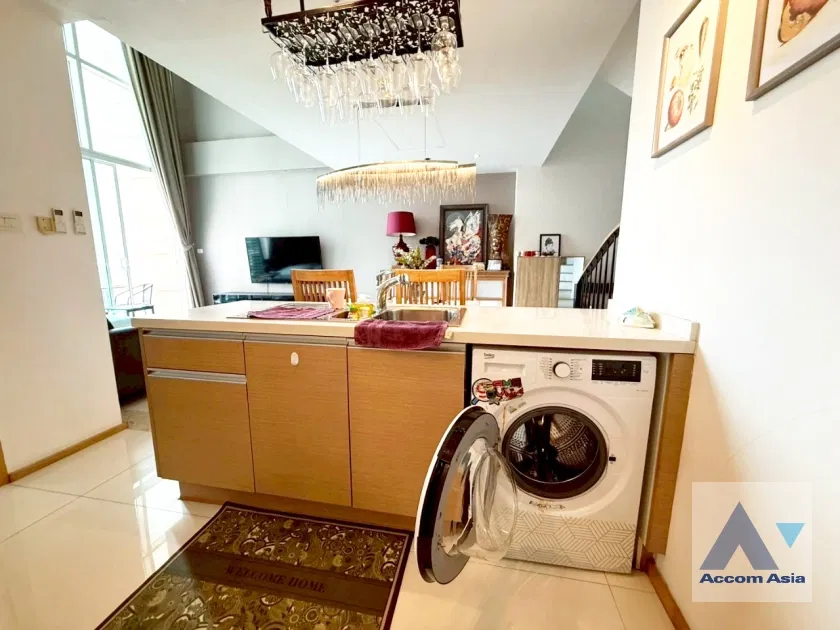 picture 🔼🔽 AccomA 📩 Duplex Condo,Fully Furnished 2 BR Condominium @The Empire Place (AA38999) - 11/20