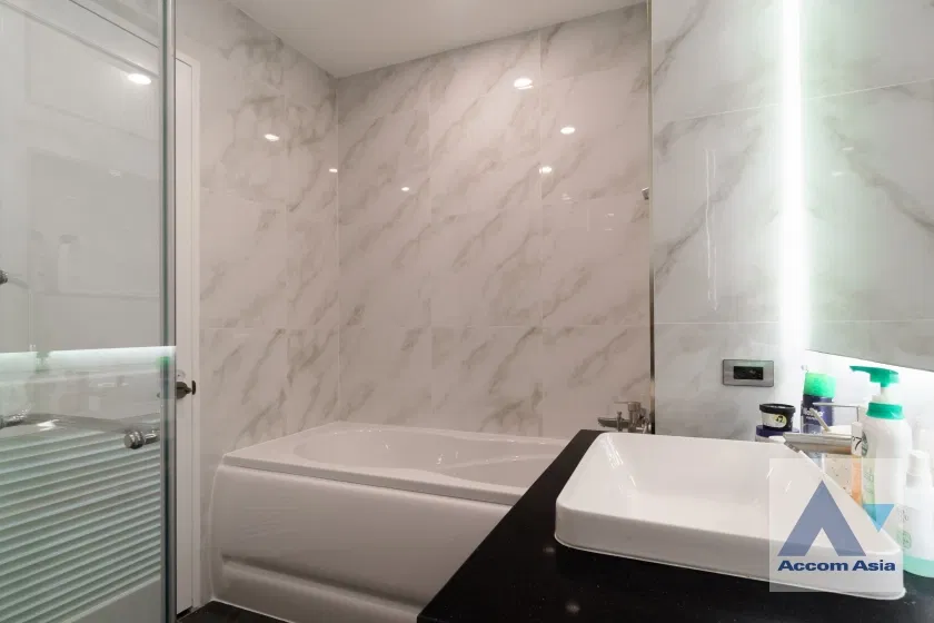 รูป 🔼🔽 AccomA 📩 Elegant condominuim with spacious lounge area in prime Asoke location (AA37710) - รูปที่ 17/20