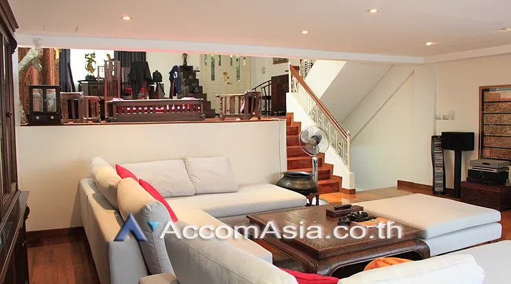 picture 🔼🔽 AccomA 📩  5 BR Townhouse in Khlong Toei Nuea (2514039) - 3/9