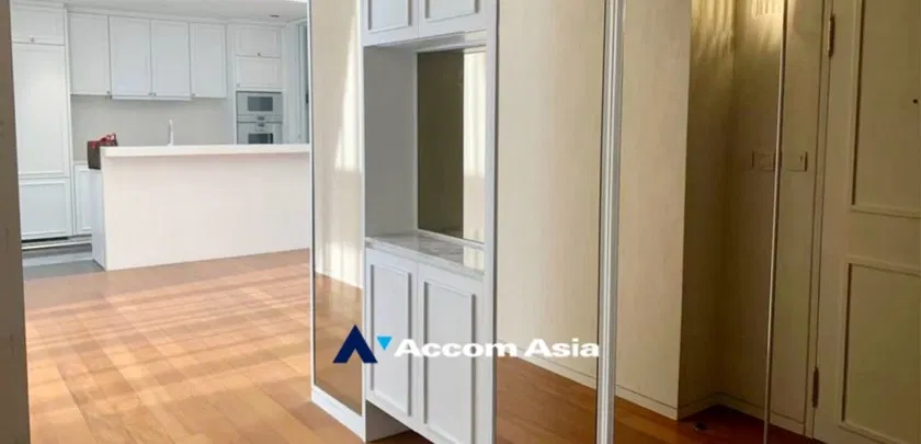 รูป 🔼🔽 AccomA 📩 Elegant White-Tone Condominium in Sathorn (AA32602) - รูปที่ 4/9