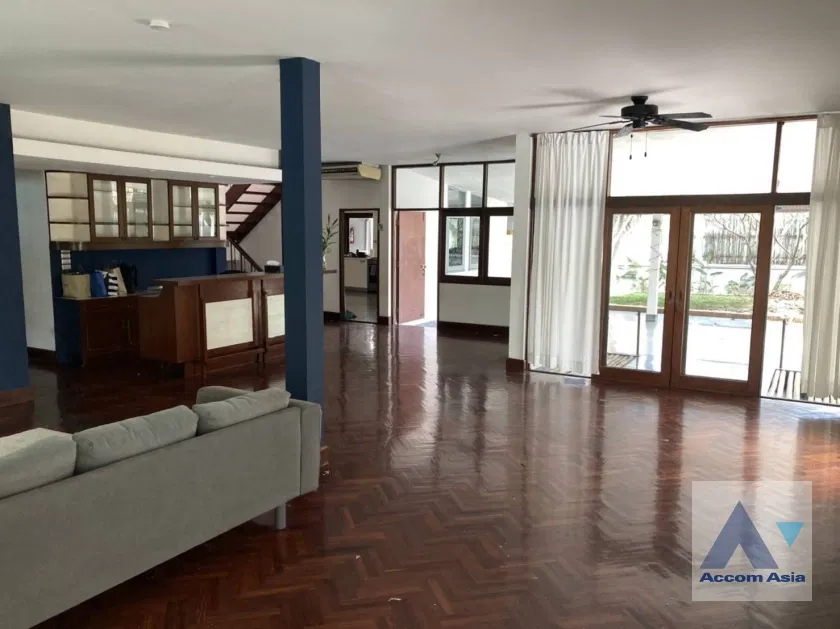 รูป 🔼🔽 AccomA 📩 Detached house with pool and green space in New Phetchaburi (AA40803) - รูปที่ 11/12