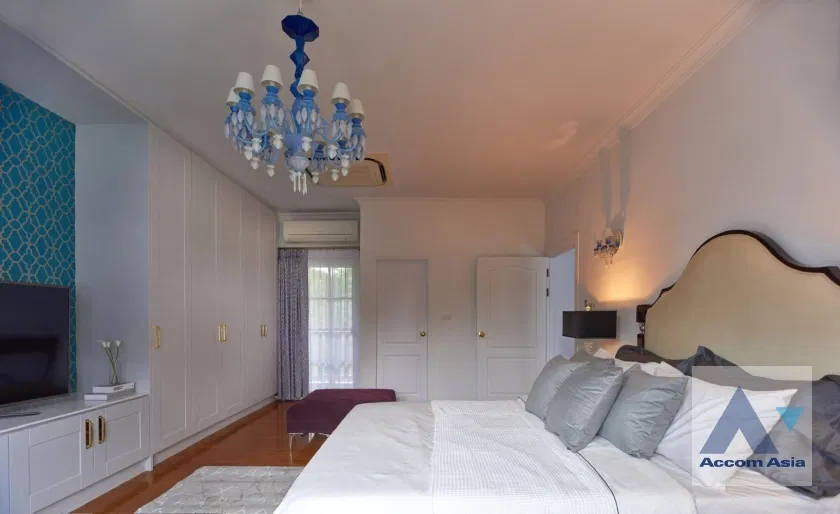picture 🔼🔽 AccomA 📩  3 BR House @Fantasia Villa 3  (AA36253) - 16/17