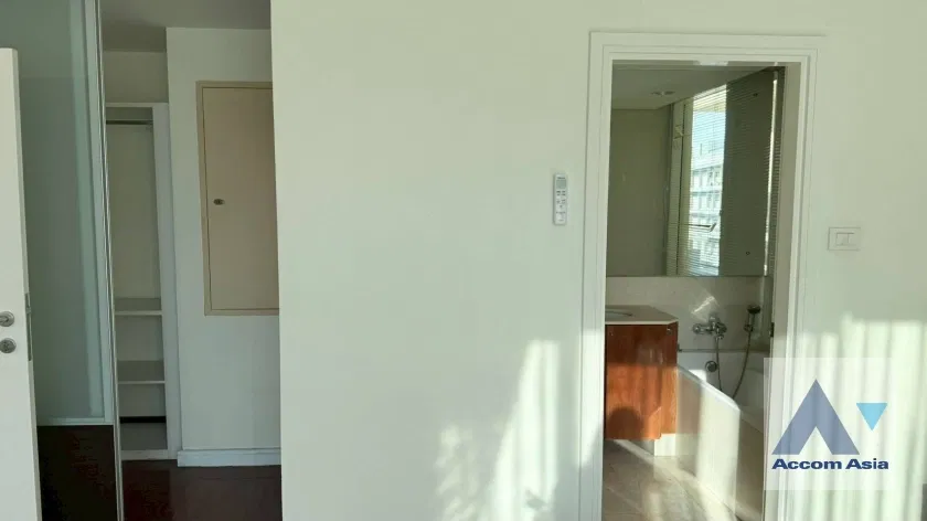 picture 🔼🔽 AccomA 📩  2 BR Condominium @Wilshire (AA41884) - 13/14