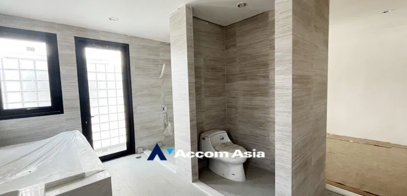 รูป 🔼🔽 AccomA 📩 Brand-new townhome in Moon Terrace Village, near BTS Phrom Phong (AA32924) - รูปที่ 18/20